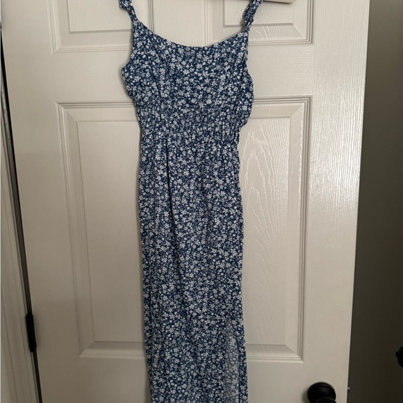 Pink Lily Blue and White Ruched Tiered Sundress - Picture 1 of 4